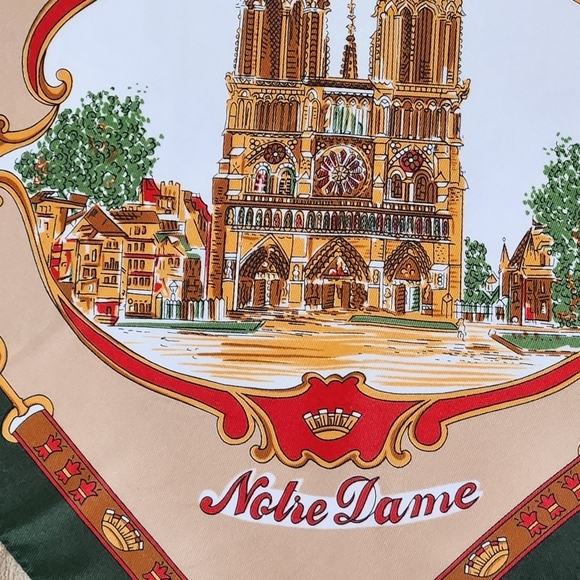 VINTAGE SOUVENIR DE PARIS ICONIC PLACES MADE IN ITALY SCARF - Picture 4 of 9